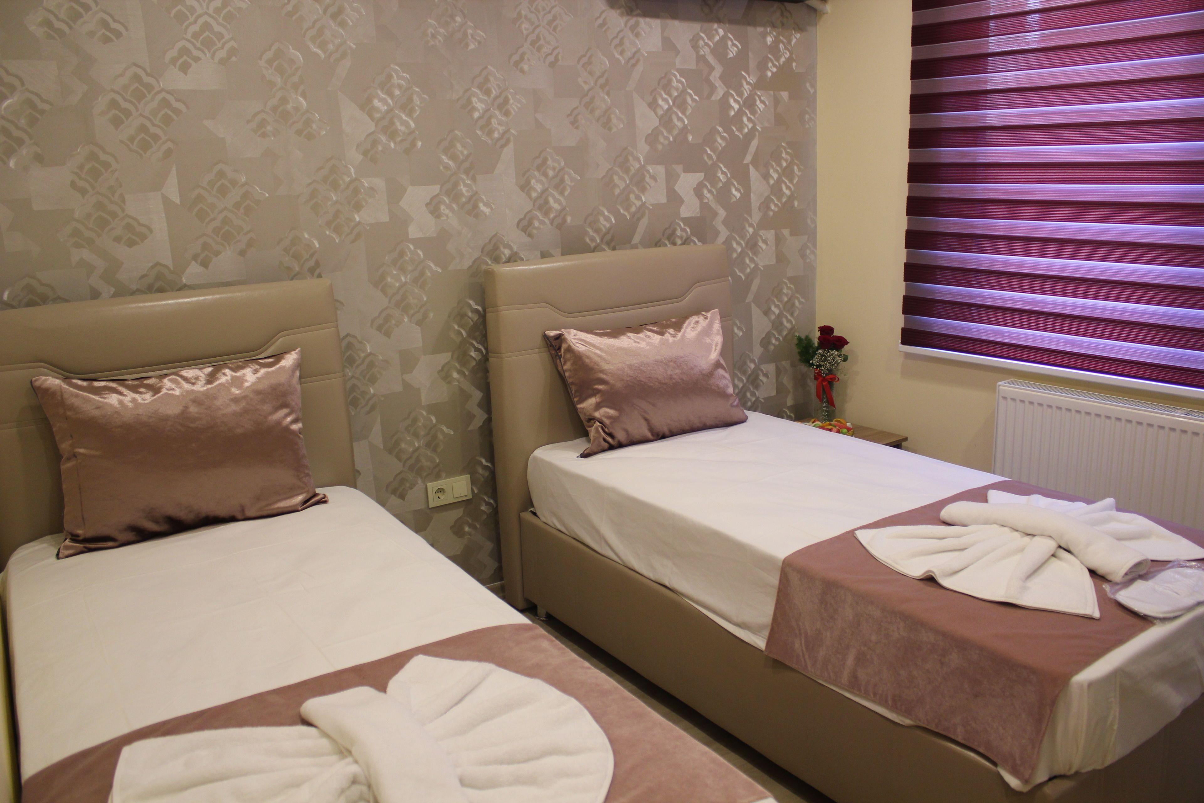 Goeruer Hotel - Istanbul — Photos 1